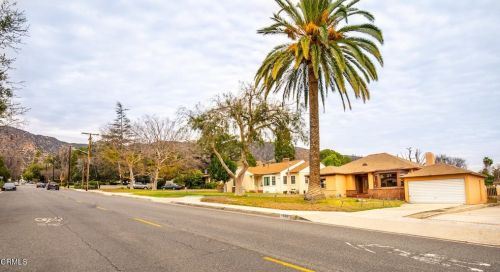 1546 Grandview Ave, Glendale, CA 91201-1420