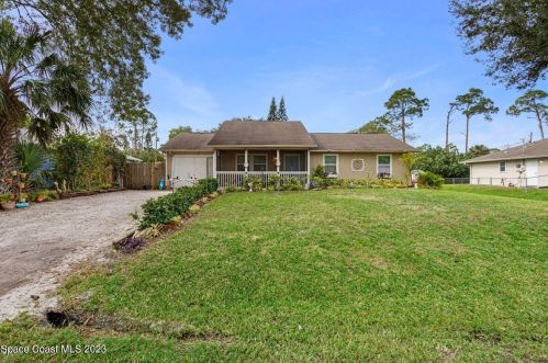1435 16th Ct, Vero Beach, FL 32962-6246