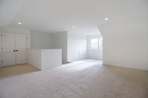 62 Cedar Blvd, Pittsburgh PA  15228-1312 exterior