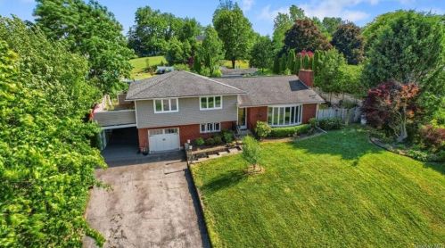 3 Anna Pl, Marlborough, NY 12542-6101