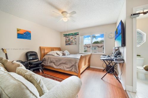 744 208th Dr, Hollywood FL  33029-2148 exterior