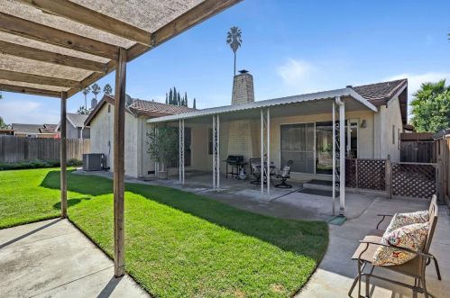 1952 Camargo Dr, San Jose CA 95132-1615 exterior