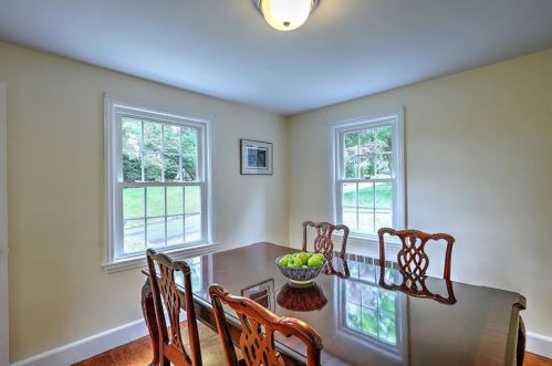 16 Cormier Rd, Lincoln RI  02865-3104 exterior