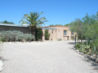 1940 Omar Dr, Tucson, AZ 85704-1243