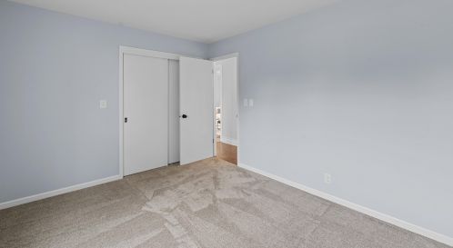 2414 Lagoon Ct, Thiensville WI  53092-5549 exterior