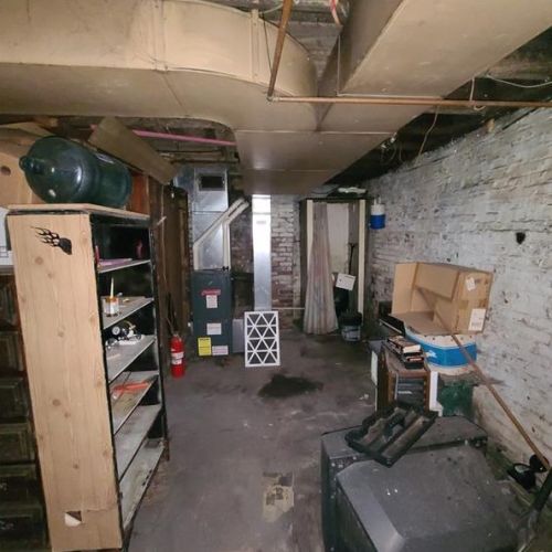 73 12 St, Ambridge PA 15003-1945 exterior