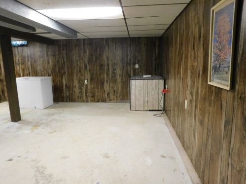 8002 Grn Tree Rd, Milwaukee WI 53223-4926 exterior