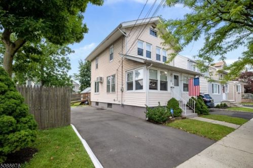 218 Sheridan Ave, Roselle Park, NJ 07204-2423