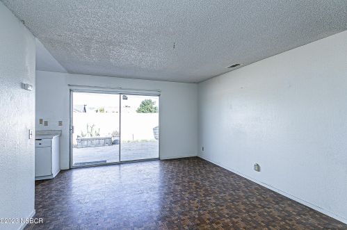 1061 Wildwood Rd, Santa Maria CA  93454-2442 exterior