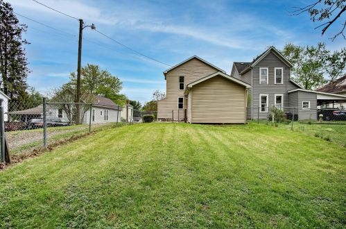 449 Sheridan St, Zanesville OH  43701-2530 exterior