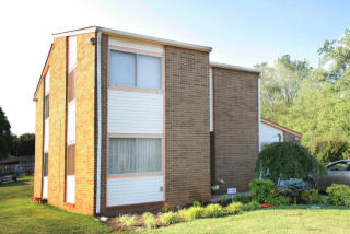 1435 Isabella Cir, Knoxville, TN 37915-2634