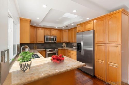 3922 Santa Nella Pl, San Diego, CA 92130-2288