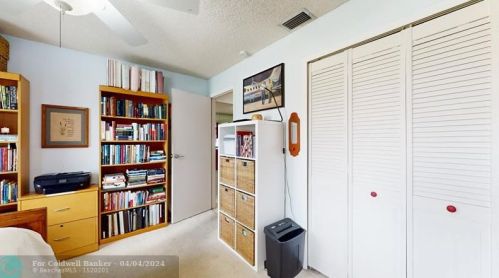 9015 10 St, Hollywood FL 33025-4520 exterior