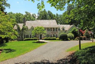 21 Jean Pl, Bernardsville, NJ 07924-1920