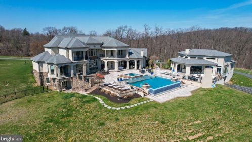 275 Mccoy Ln, Dauberville PA  19533-9296 exterior