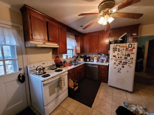 6621 Rural Point Rd, Mechanicsville VA  23116-6533 exterior