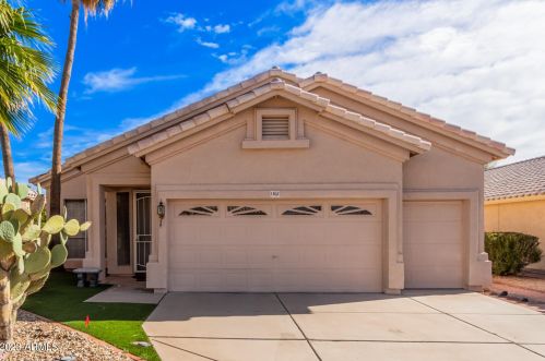 11652 Prickly Pear Ct, Sun City, AZ 85378-2533