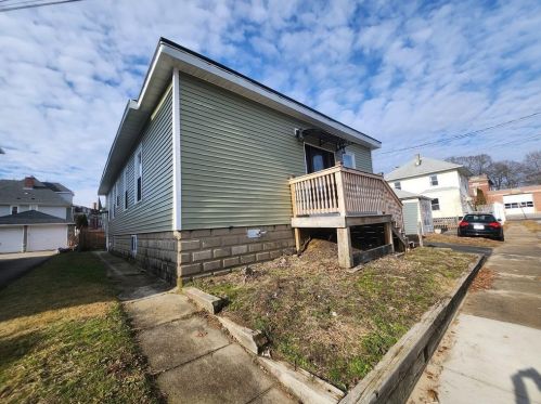 9 Harding Ave, Providence RI  02905-2506 exterior