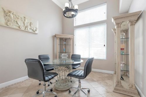 750 Joshua Dr, Hollister CA  95023-5671 exterior