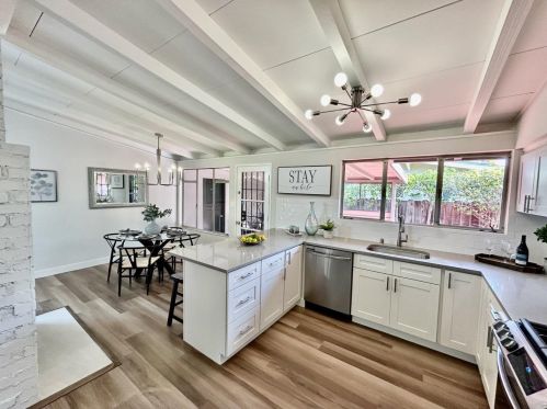 702 Lakebird Dr, Sunnyvale CA  94089-2530 exterior
