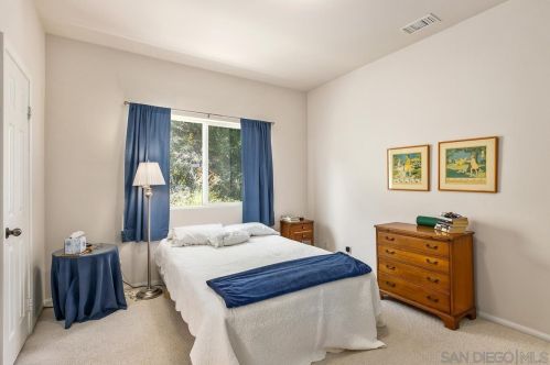 3217 Fairway Dr, La Mesa CA  91941-8049 exterior