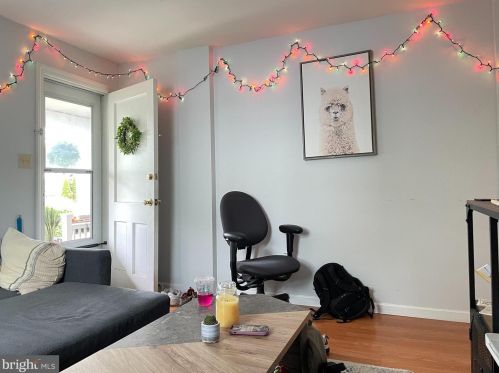 16 Braeburn Dr, Trenton, NJ 08638-4706