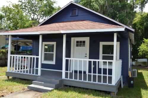 10 Bass St, Kissimmee FL  34741-4402 exterior