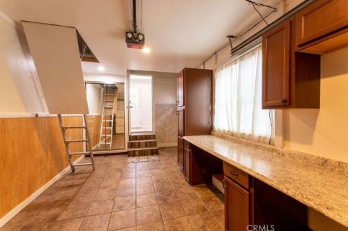 5634 Oliva Ave, Lakewood CA  90712-1612 exterior