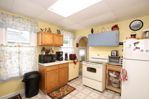 631 Indiana Ave, Fond Du Lac, WI 54937-1343