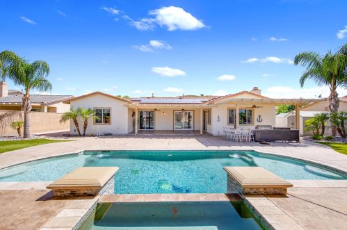 981 Park Ave, San Jacinto CA  92583-5407 exterior