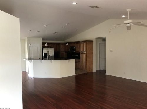 1421 6th Ave, Cape Coral FL  33909-1360 exterior