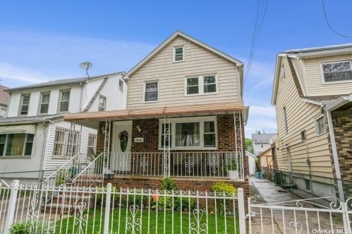 115-29 198th St, Jamaica, NY 11412-2118