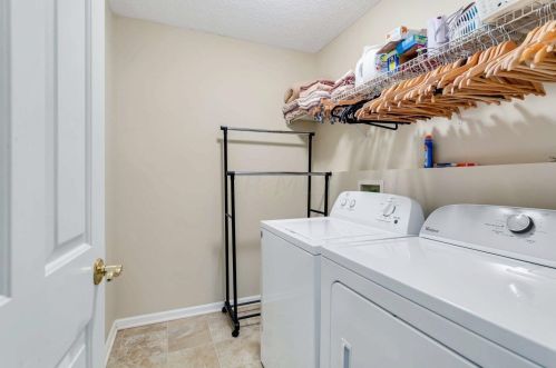 1337 Harold Stewart Pkwy, Pataskala OH  43062-7595 exterior