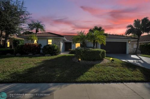 20044 Back Nine Dr, Boca Raton FL  33498-4707 exterior