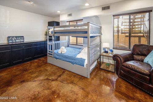 3055 Mcculloch Blvd, Lake Havasu City AZ  86403-5429 exterior