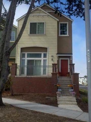 310 Carmel Ave, Marina, CA 93933-3105
