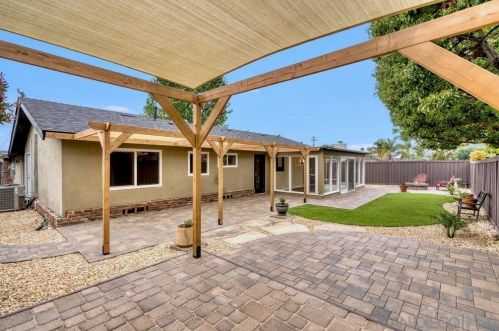 6034 Lancaster Dr, San Diego CA 92120-4537 exterior