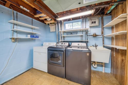 1245 Lenape Ave, Ford City PA  16226-1408 exterior