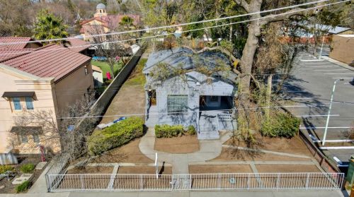 913 Court St, Woodland CA  95695-3520 exterior