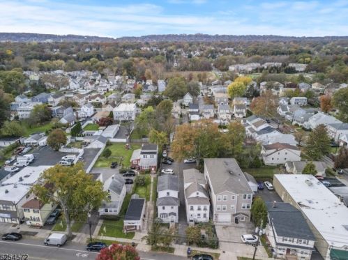 100 Broughton Ave, Bloomfield NJ 07003-4230 exterior