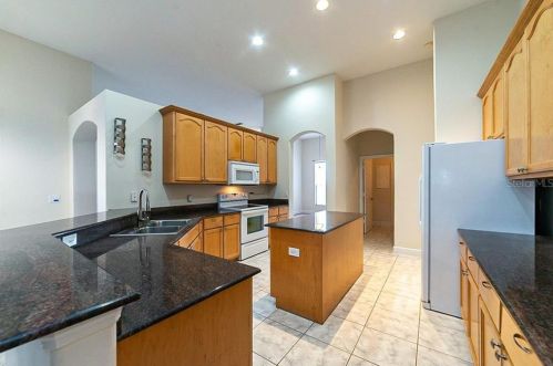 1533 Gants Cir, Kissimmee FL 34744-6459 exterior