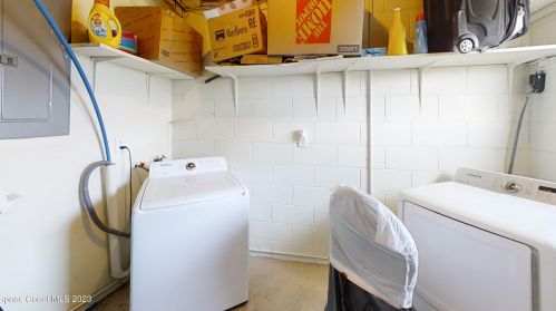 454 Camel Cir, Cocoa FL 32927-8720 exterior