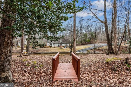 123 Indian Hills Rd, Locust Grove VA  22508-5214 exterior