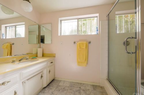 2350 253rd St, Lomita CA  90717-2010 exterior