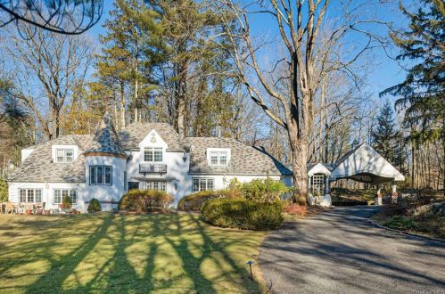 303 West St, White Plains, NY 10605-5304