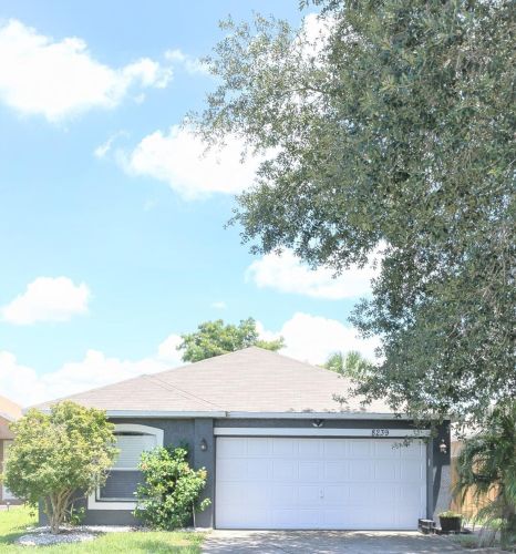 8239 Golden Chickasaw Cir, Orlando, FL 32825-5163