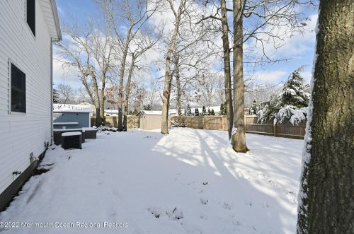 336 Briggs Ave, Lacey NJ  08731-2532 exterior
