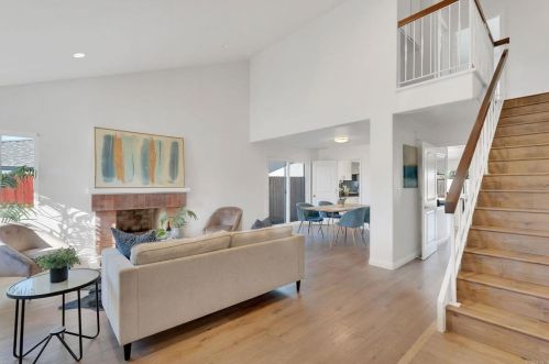 5948 Chaumont Dr, San Diego, CA 92114-1323