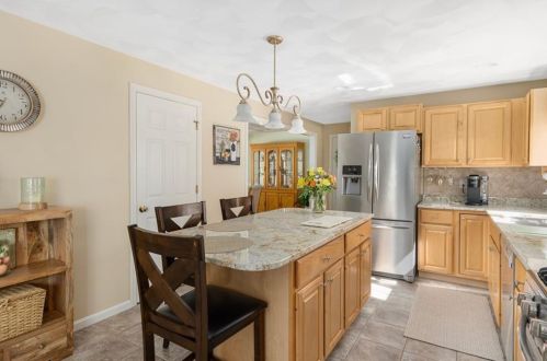 43 Ginger Trl, Coventry RI 02816-8262 exterior