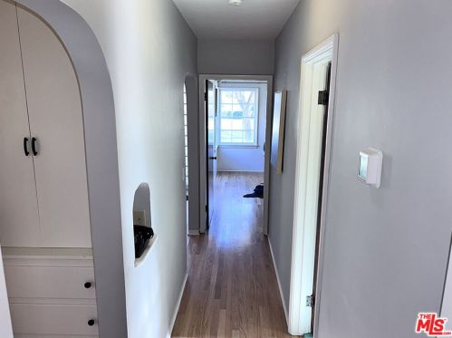 2695 Eucalyptus Ave, Long Beach CA  90806-2513 exterior
